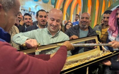 في أجواء رمضانية مميزة… موظفو الجمعية الملكية لحماية الطبيعة يكرّمون المدير العام فادي الناصر